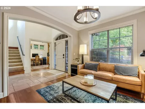 8311 SW 42nd Avenue Portland OR 97219