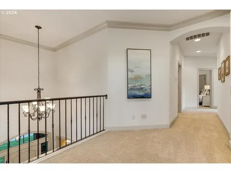 8311 SW 42nd Avenue Portland OR 97219
