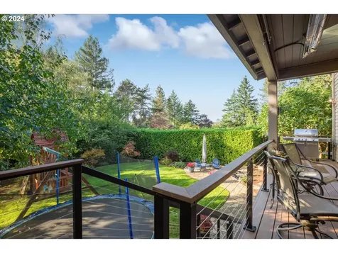 8311 SW 42nd Avenue Portland OR 97219
