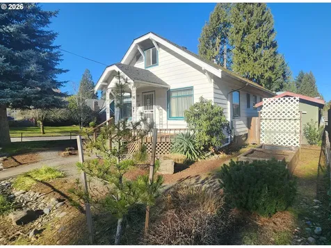 2605 NE Jarrett Street Portland OR 97211