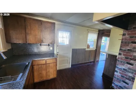 2605 NE Jarrett Street Portland OR 97211