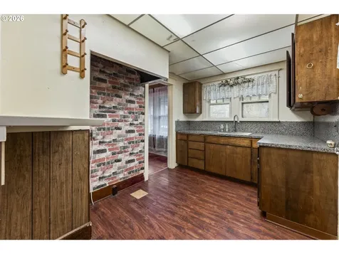2605 NE Jarrett Street Portland OR 97211