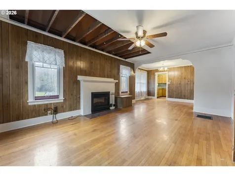 2605 NE Jarrett Street Portland OR 97211
