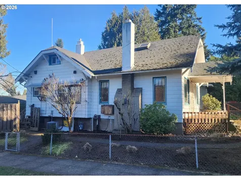 2605 NE Jarrett Street Portland OR 97211