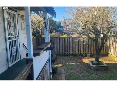 2605 NE Jarrett Street Portland OR 97211