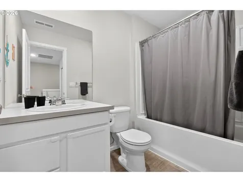 6306 NE 61st Avenue Vancouver WA 98661