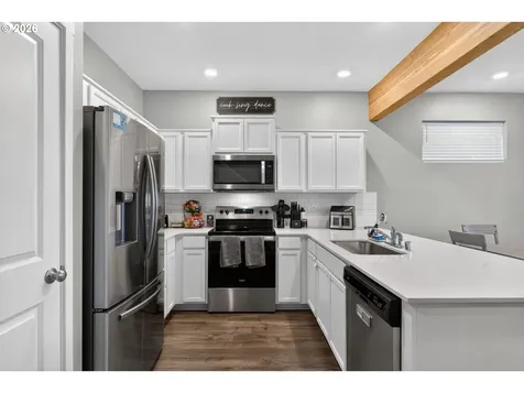 6306 NE 61st Avenue Vancouver WA 98661