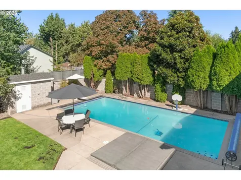 32671 Vintage Way Eugene OR 97408