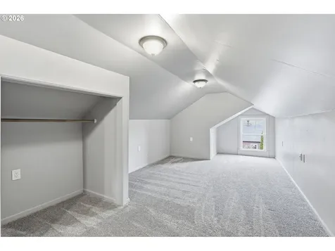 1102 Center Street Oregon City OR 97045