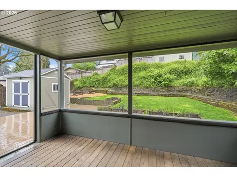 1102 Center Street Oregon City OR 97045