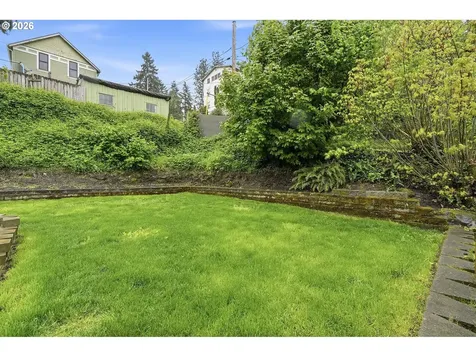 1102 Center Street Oregon City OR 97045