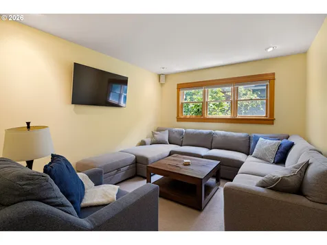 1969 Villard Street Eugene OR 97403