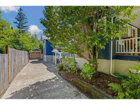 1969 Villard Street Eugene OR 97403