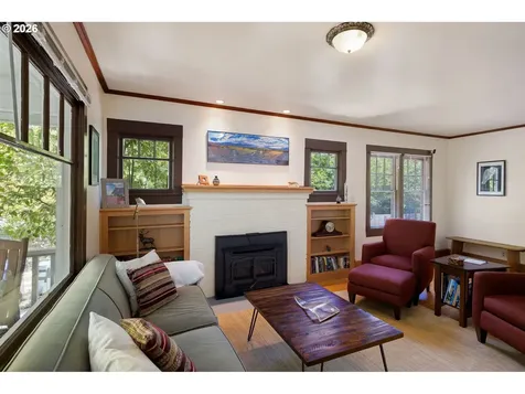 1969 Villard Street Eugene OR 97403