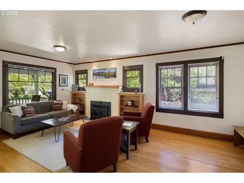 1969 Villard Street Eugene OR 97403