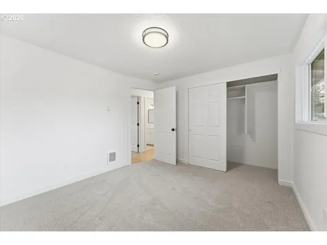 10507 NE 43rd Street Vancouver WA 98682
