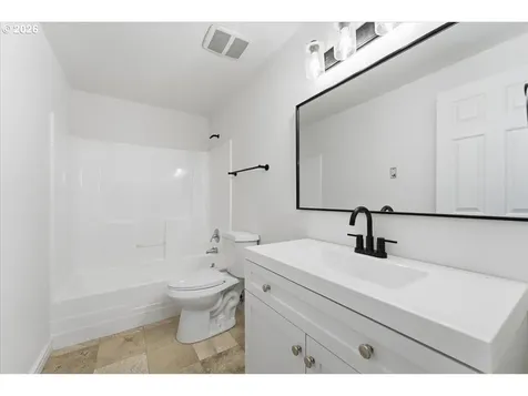 10507 NE 43rd Street Vancouver WA 98682