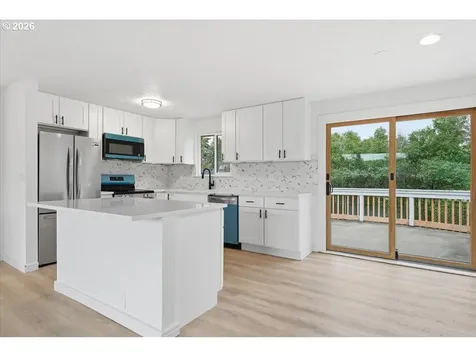 10507 NE 43rd Street Vancouver WA 98682