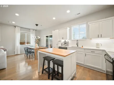 12915 NE 56th Street Vancouver WA 98682