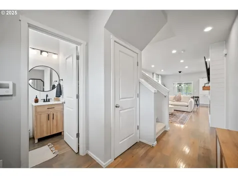 12915 NE 56th Street Vancouver WA 98682