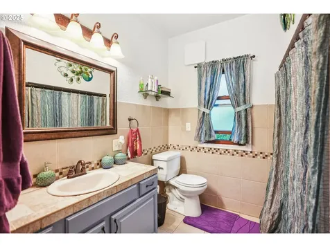 6927 SE 83rd Avenue Portland OR 97266