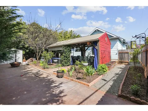 6927 SE 83rd Avenue Portland OR 97266