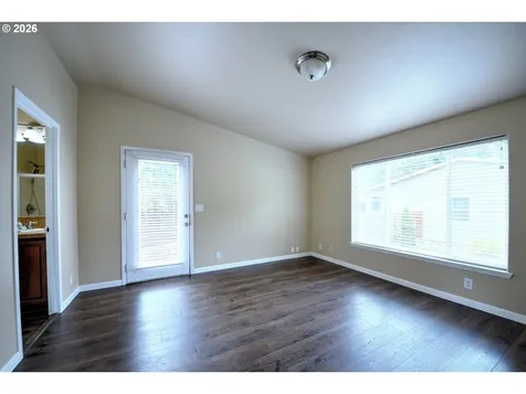 68943 E Cedar Hill Loop Welches OR 97067