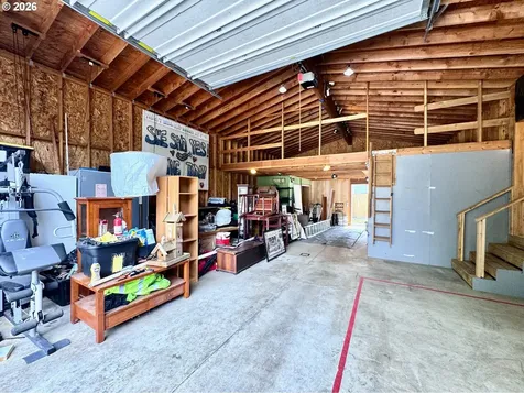 68943 E Cedar Hill Loop Welches OR 97067