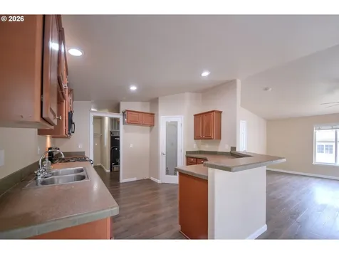 68943 E Cedar Hill Loop Welches OR 97067