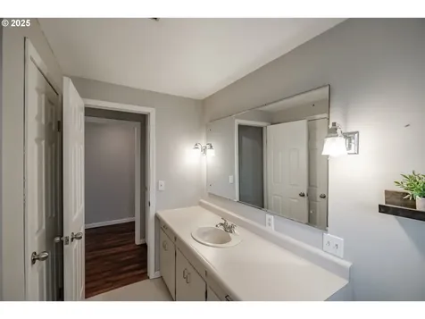 810 5th Avenue Sweet Home OR 97386