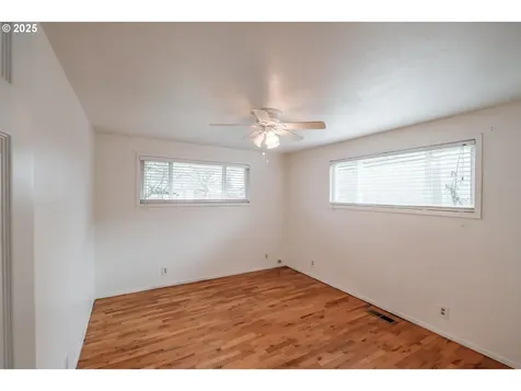 810 5th Avenue Sweet Home OR 97386