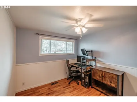 810 5th Avenue Sweet Home OR 97386