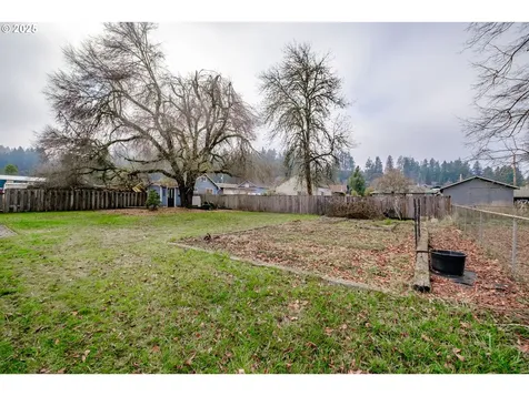 810 5th Avenue Sweet Home OR 97386