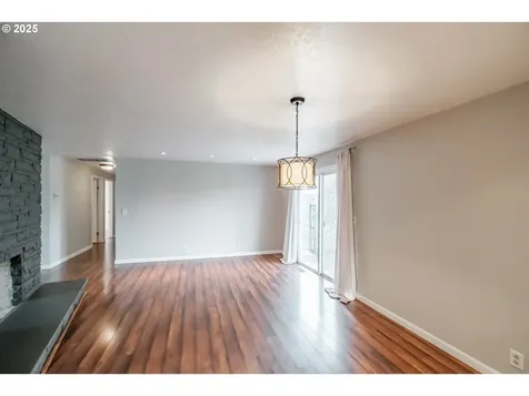810 5th Avenue Sweet Home OR 97386