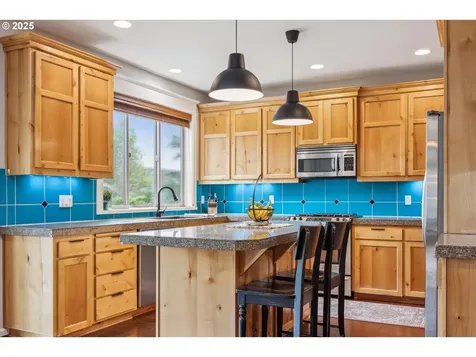 14642 Walnut Grove Way Oregon City OR 97045