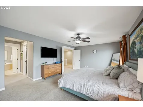 14642 Walnut Grove Way Oregon City OR 97045
