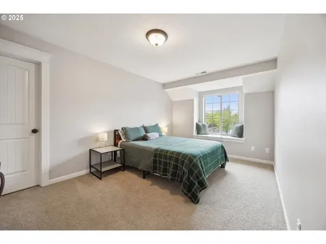 14642 Walnut Grove Way Oregon City OR 97045