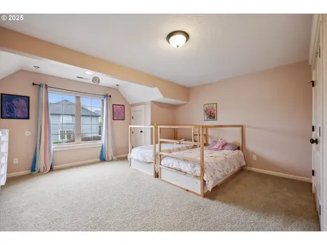 14642 Walnut Grove Way Oregon City OR 97045