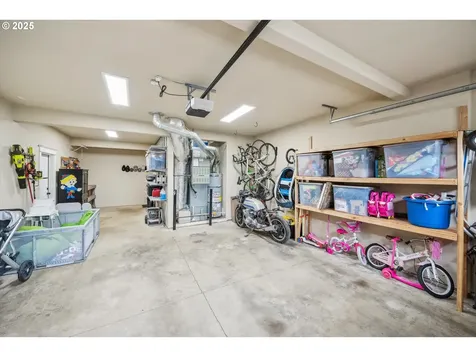 14642 Walnut Grove Way Oregon City OR 97045