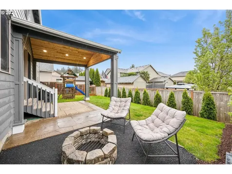 14642 Walnut Grove Way Oregon City OR 97045