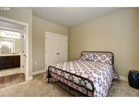 2308 NW 5th Street Battle Ground WA 98604
