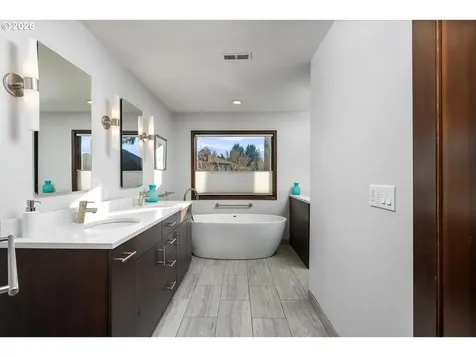 15140 SW Gibraltar Court Beaverton OR 97007
