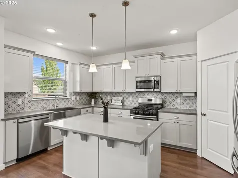 1614 NE 172nd Circle Ridgefield WA 98642