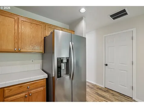1381 NE Kinney Street Hillsboro OR 97124