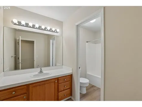 1381 NE Kinney Street Hillsboro OR 97124