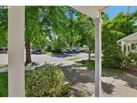 1381 NE Kinney Street Hillsboro OR 97124