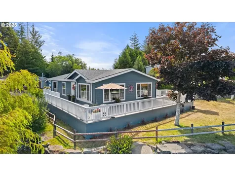 1975 Shorepines Drive Coos Bay OR 97420
