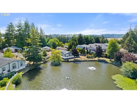 1975 Shorepines Drive Coos Bay OR 97420
