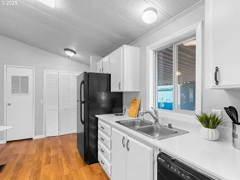 17197 SW Smith Avenue Sherwood OR 97140