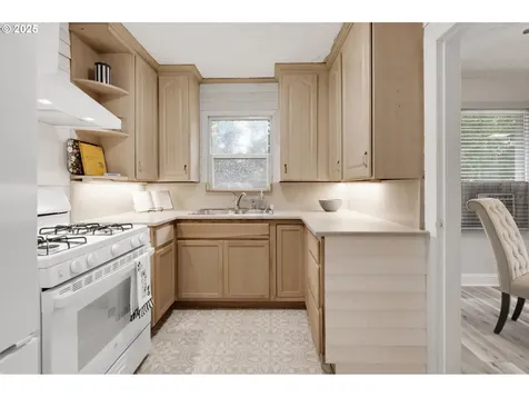 2309 SE 135th Avenue Portland OR 97233